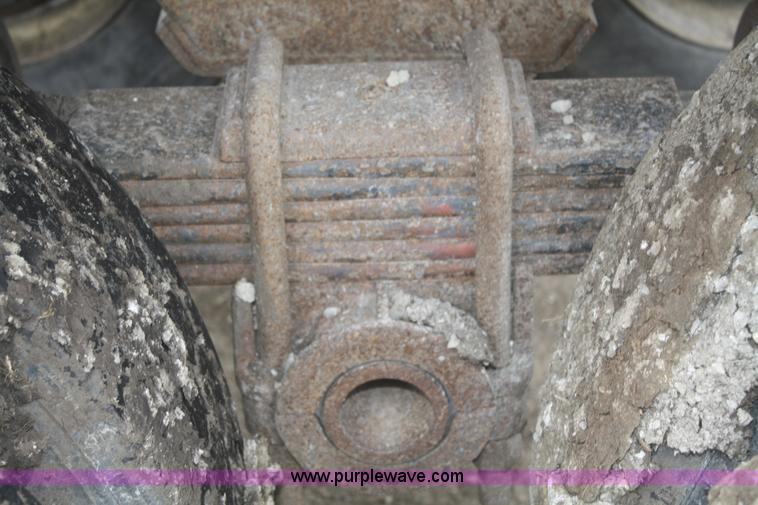 image for item F2954 1997 Mate 38' aluminum end dump trailer