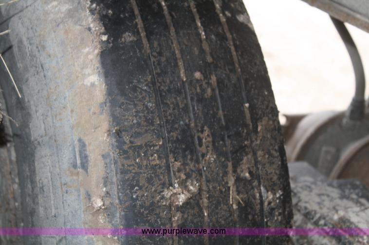 image for item F2954 1997 Mate 38' aluminum end dump trailer