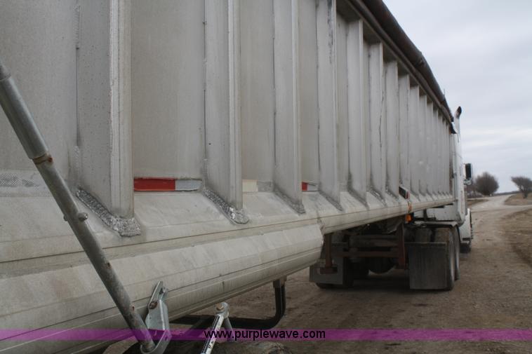 image for item F2954 1997 Mate 38' aluminum end dump trailer