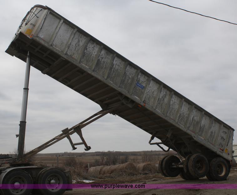image for item F2954 1997 Mate 38' aluminum end dump trailer