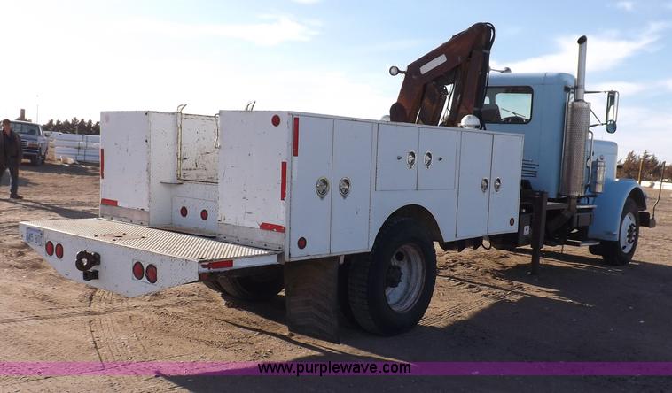 image for item F6430 1981 Peterbilt 359 service truck