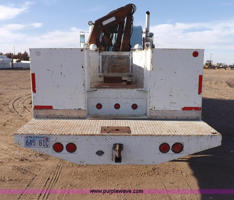 image for item F6430 1981 Peterbilt 359 service truck