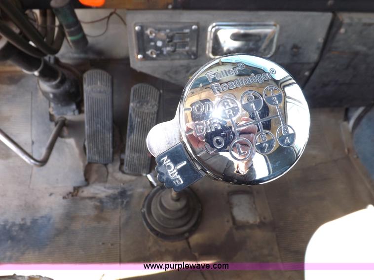 image for item F6430 1981 Peterbilt 359 service truck