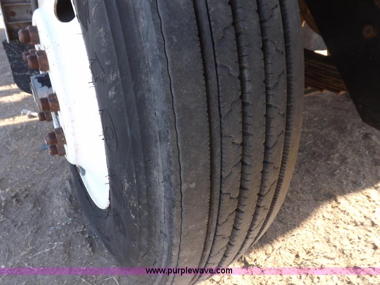 image for item F6430 1981 Peterbilt 359 service truck