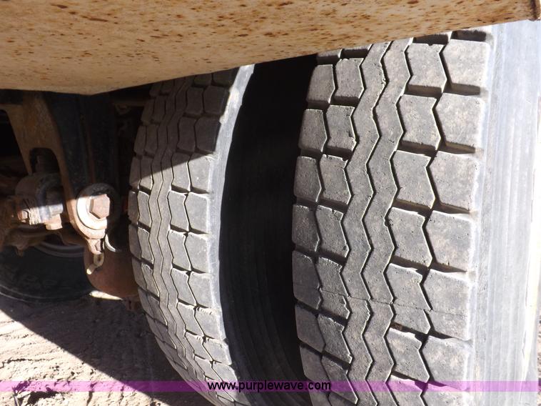 image for item F6430 1981 Peterbilt 359 service truck