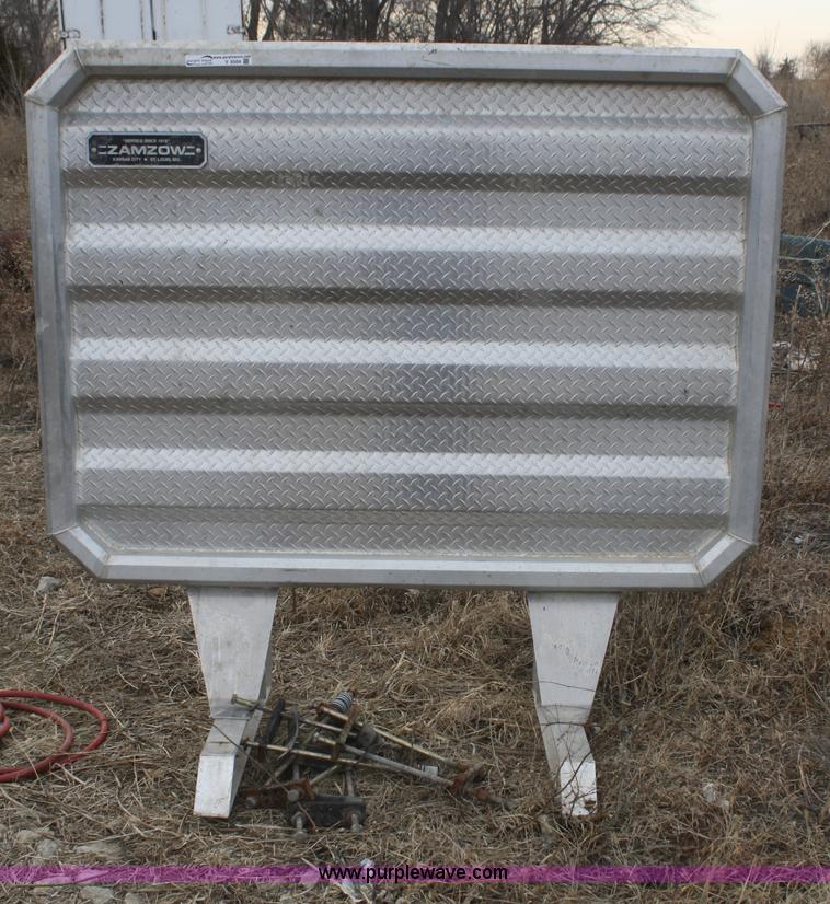 image for item V9504 Zamzow aluminum headache rack