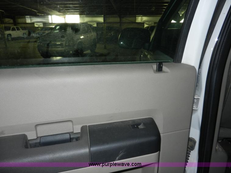 image for item A3934 2008 Ford F250 Super Duty XL service truck