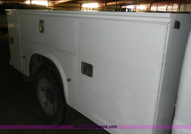 image for item A3934 2008 Ford F250 Super Duty XL service truck