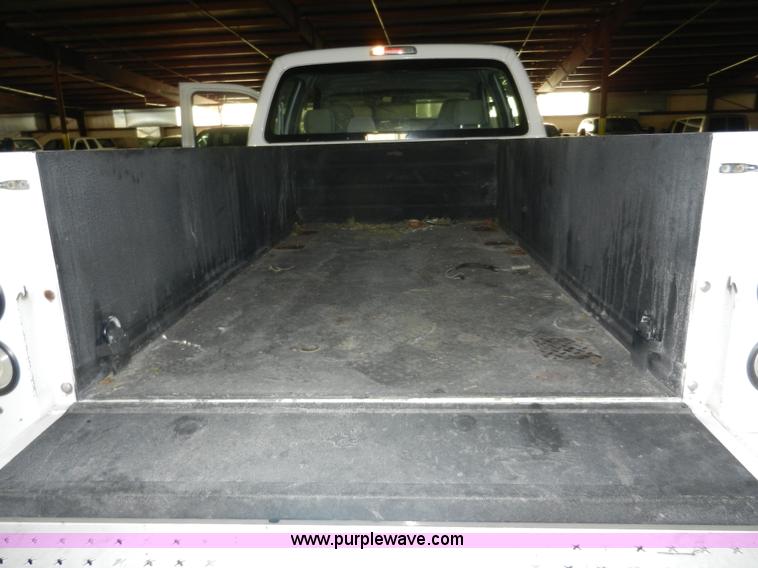 image for item A3934 2008 Ford F250 Super Duty XL service truck