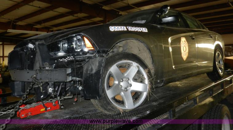 image for item A3935 2012 Dodge Charger Police