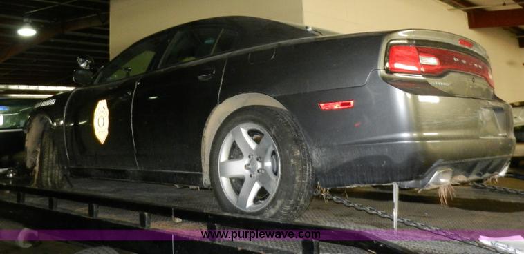 image for item A3935 2012 Dodge Charger Police