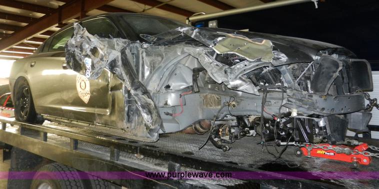 image for item A3935 2012 Dodge Charger Police