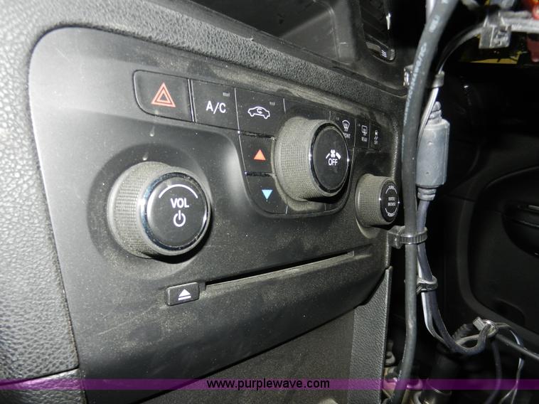 image for item A3935 2012 Dodge Charger Police