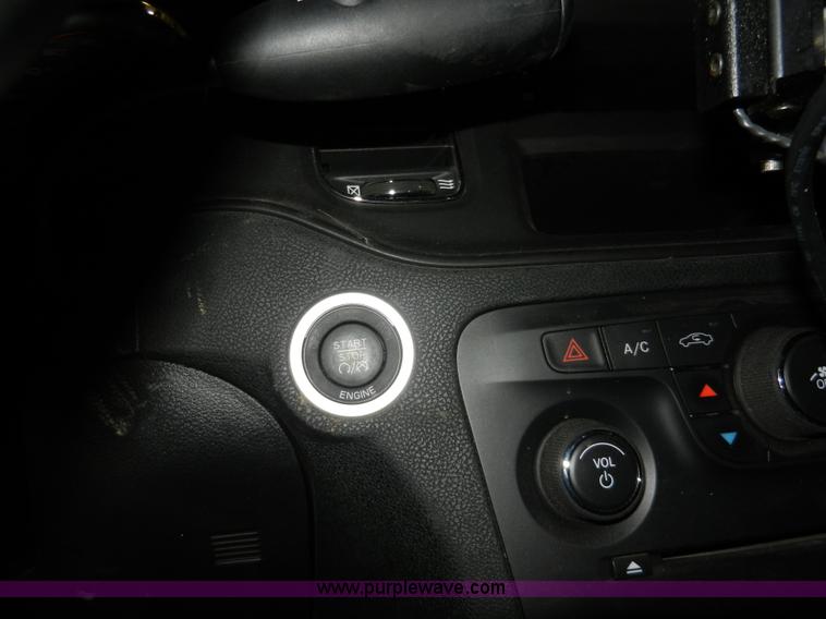 image for item A3935 2012 Dodge Charger Police