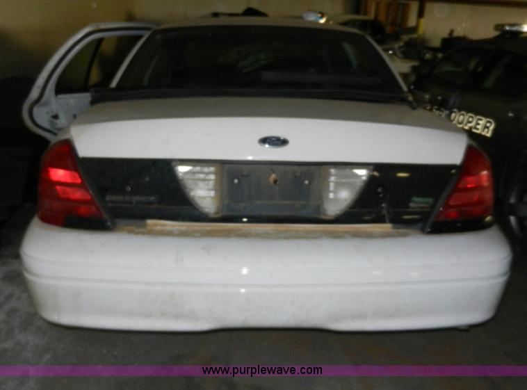 image for item A3936 2010 Ford Crown Victoria Police Interceptor
