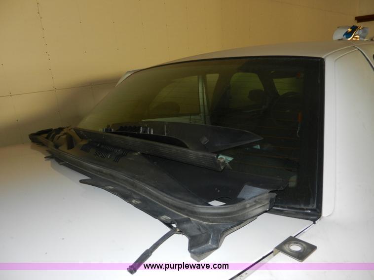 image for item A3936 2010 Ford Crown Victoria Police Interceptor