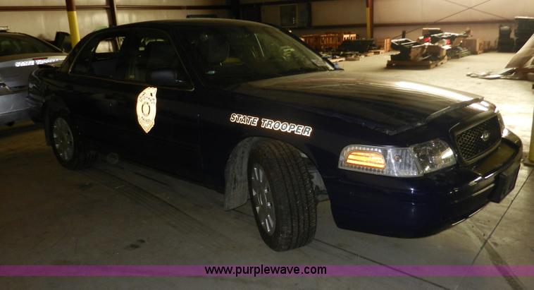 image for item A3938 2011 Ford Crown Victoria Police Interceptor