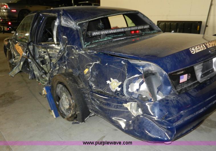 image for item A3938 2011 Ford Crown Victoria Police Interceptor