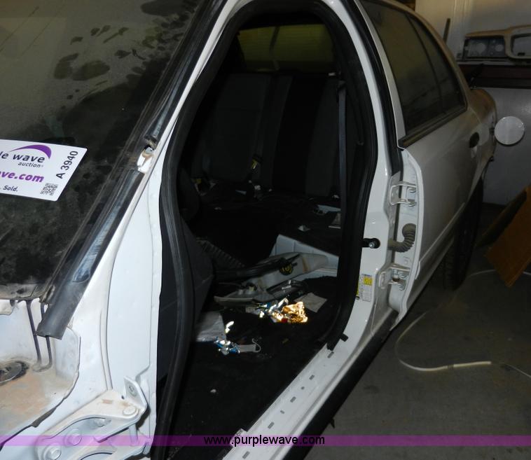 image for item A3940 2008 Ford Crown Victoria Police Interceptor