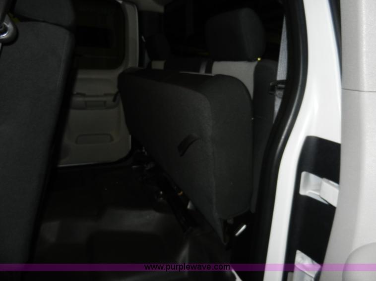 image for item A3941 2008 Chevrolet Silverado 1500 Extended Cab pickup truck