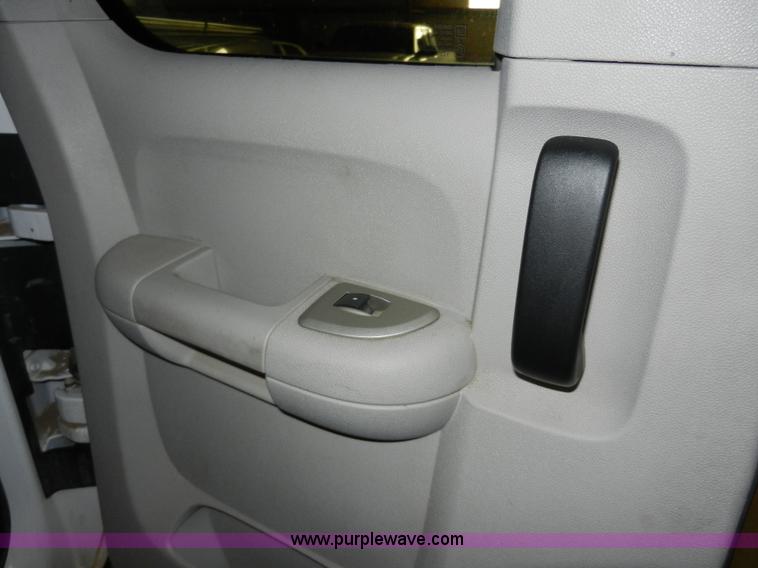 image for item A3942 2008 Chevrolet Silverado 1500 Extended Cab pickup truck