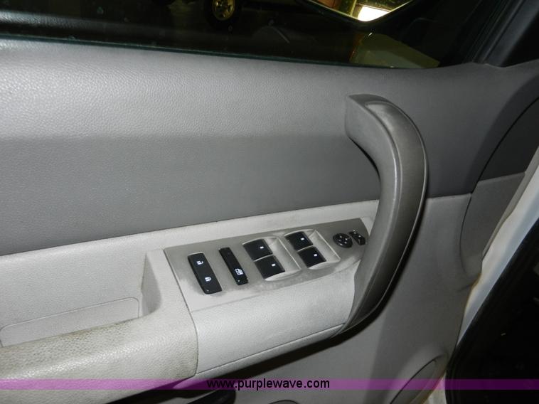 image for item A3942 2008 Chevrolet Silverado 1500 Extended Cab pickup truck