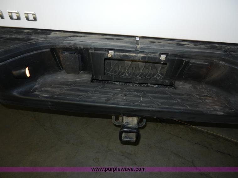 image for item A3942 2008 Chevrolet Silverado 1500 Extended Cab pickup truck