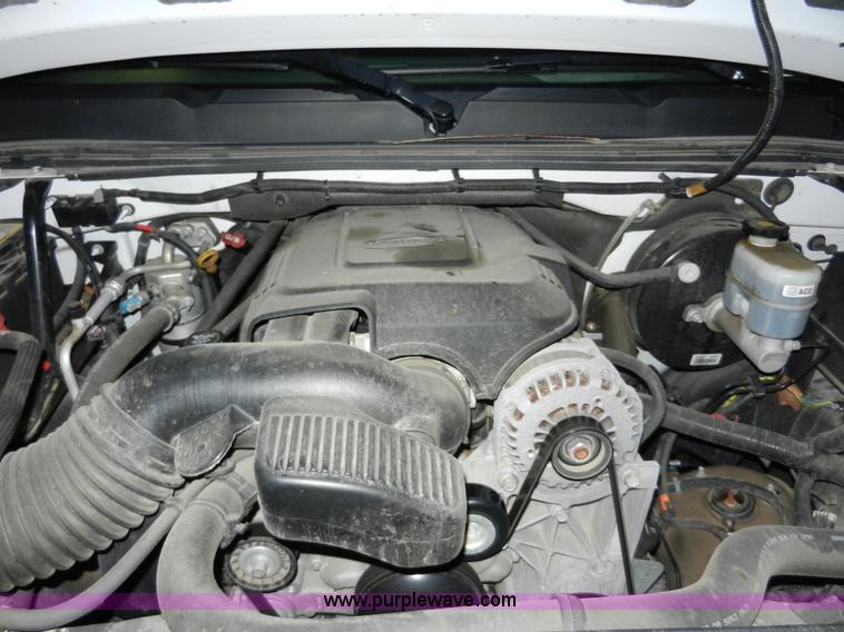 image for item A3943 2008 Chevrolet Silverado 1500 Extended Cab pickup truck
