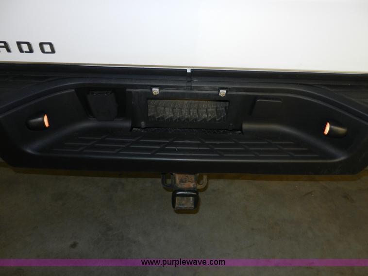image for item A3943 2008 Chevrolet Silverado 1500 Extended Cab pickup truck
