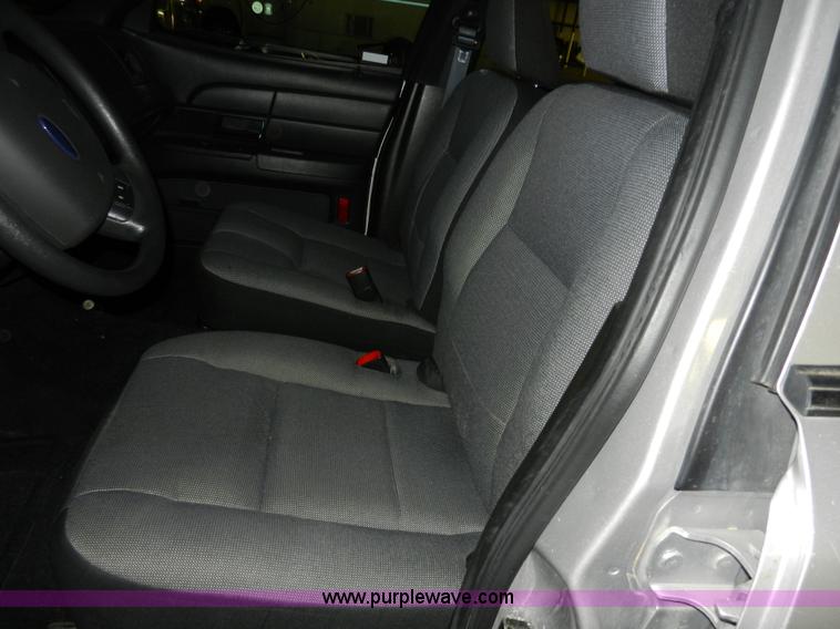 image for item A3944 2009 Ford Crown Victoria Police Interceptor