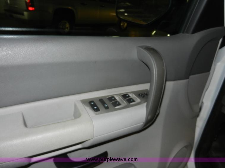 image for item A3945 2008 Chevrolet Silverado 1500 Extended Cab pickup truck