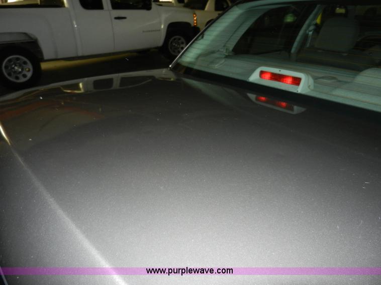 image for item A3947 2005 Ford Crown Victoria Police Interceptor