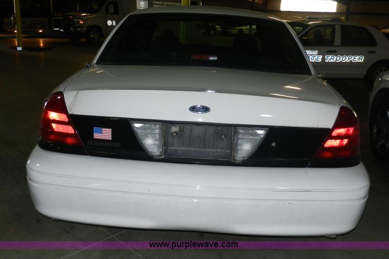 image for item A3954 2008 Ford Crown Victoria Police Interceptor