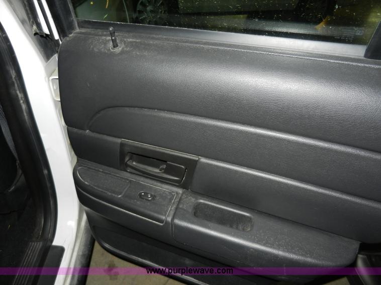 image for item A3954 2008 Ford Crown Victoria Police Interceptor