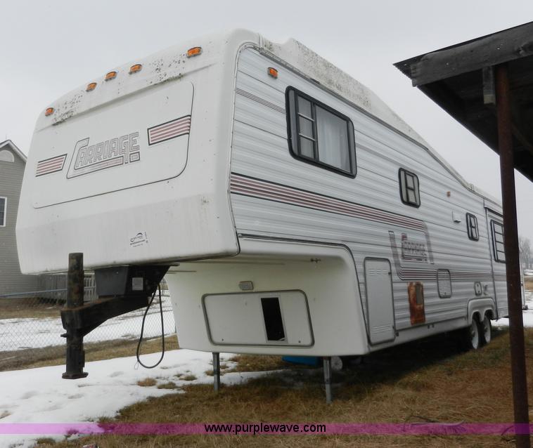 image for item A3924 1989 Carriage 35' gooseneck camper