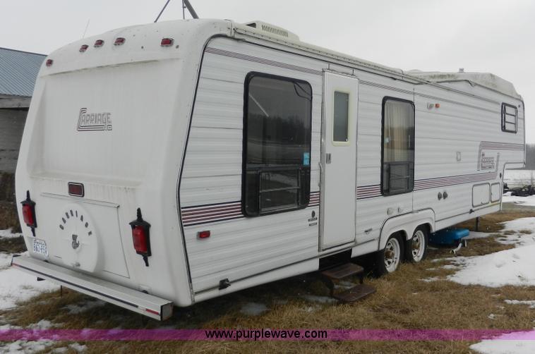 image for item A3924 1989 Carriage 35' gooseneck camper