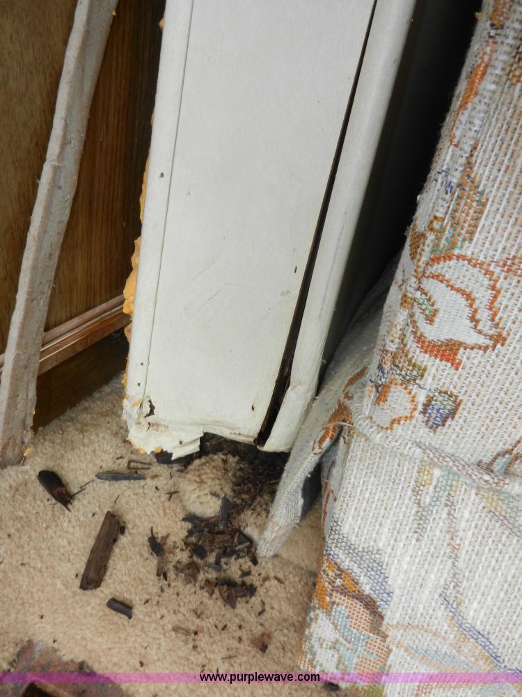 image for item A3924 1989 Carriage 35' gooseneck camper