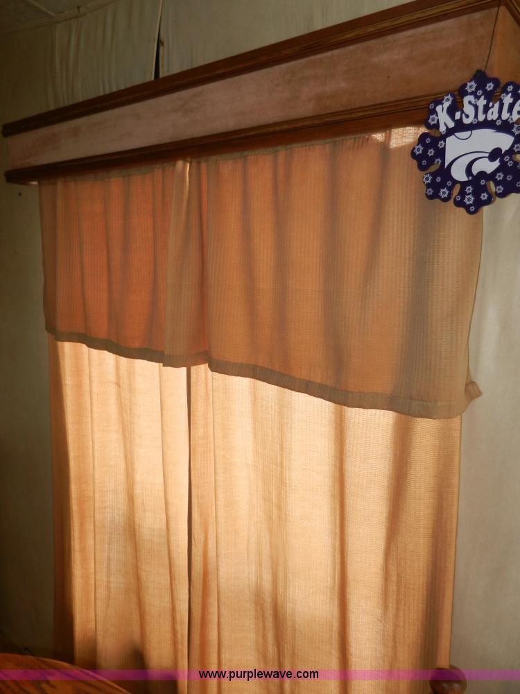 image for item A3924 1989 Carriage 35' gooseneck camper