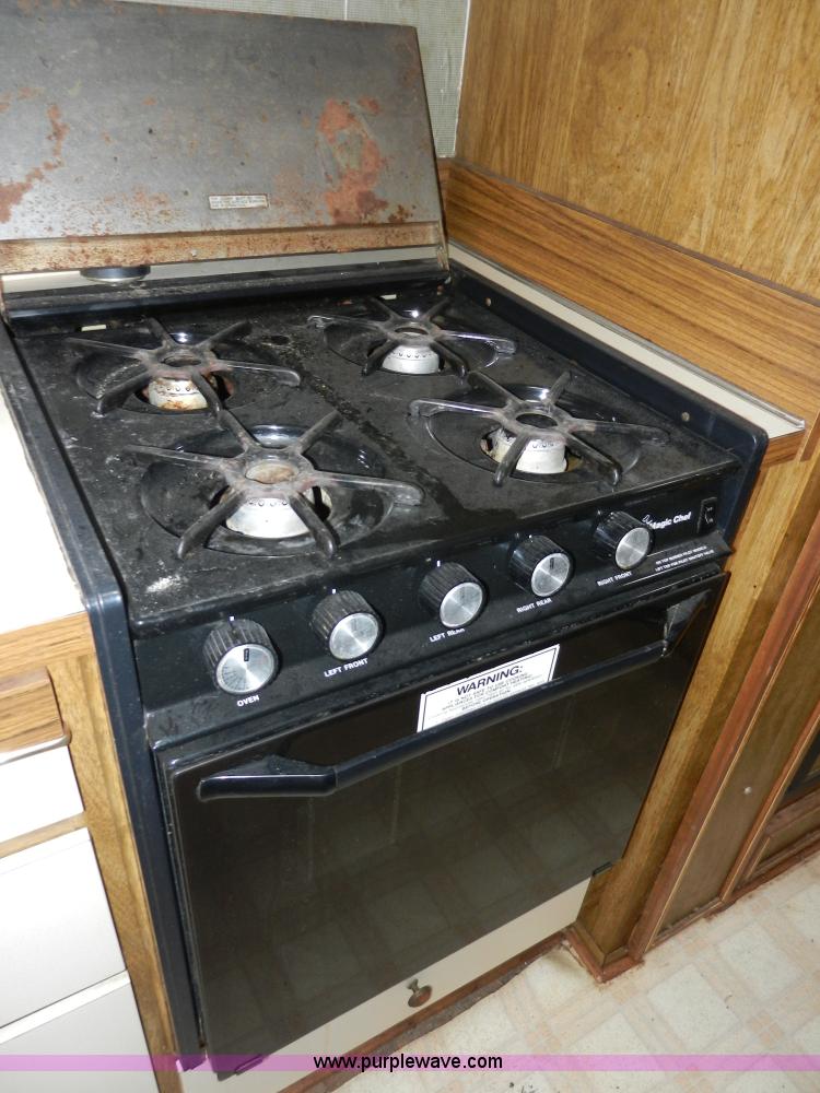 image for item A3924 1989 Carriage 35' gooseneck camper