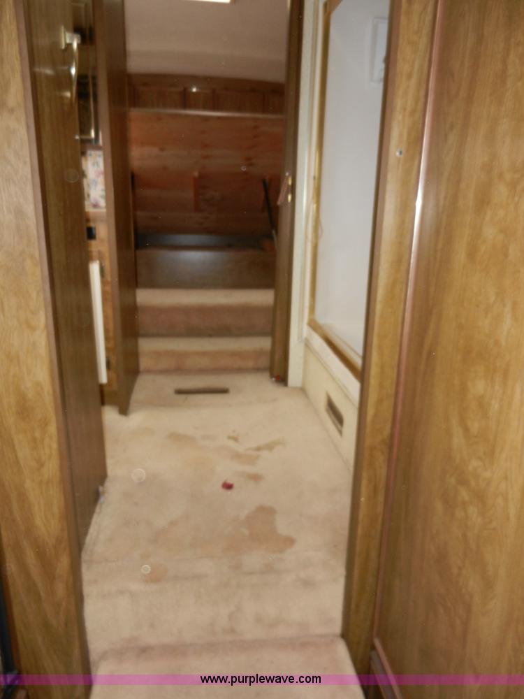 image for item A3924 1989 Carriage 35' gooseneck camper