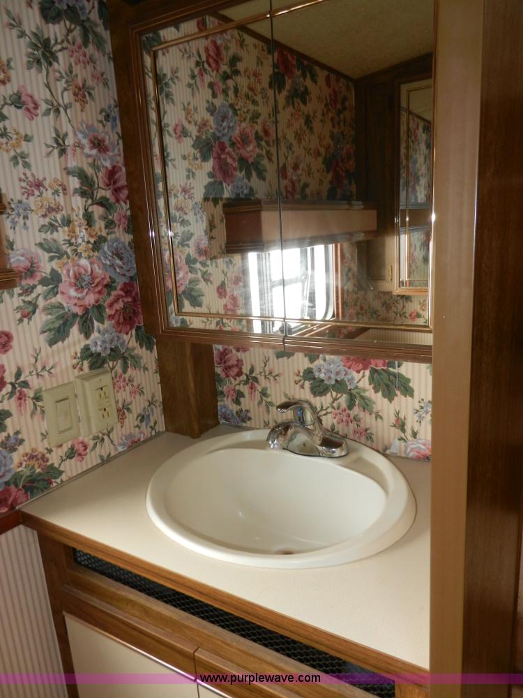 image for item A3924 1989 Carriage 35' gooseneck camper