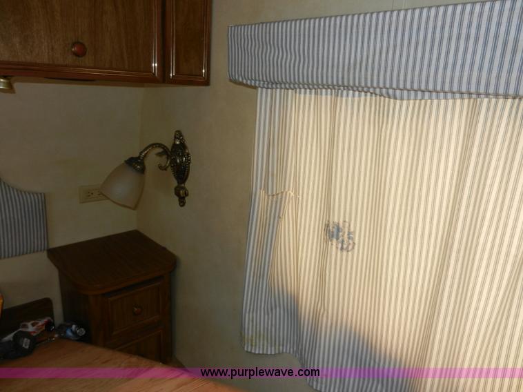 image for item A3924 1989 Carriage 35' gooseneck camper