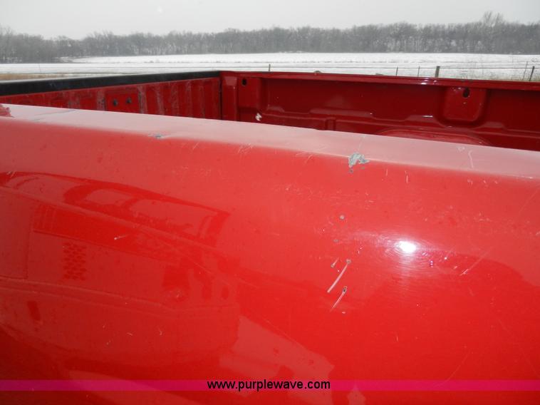 image for item A3931 2006 Chevrolet Silverado 1500 pickup truck