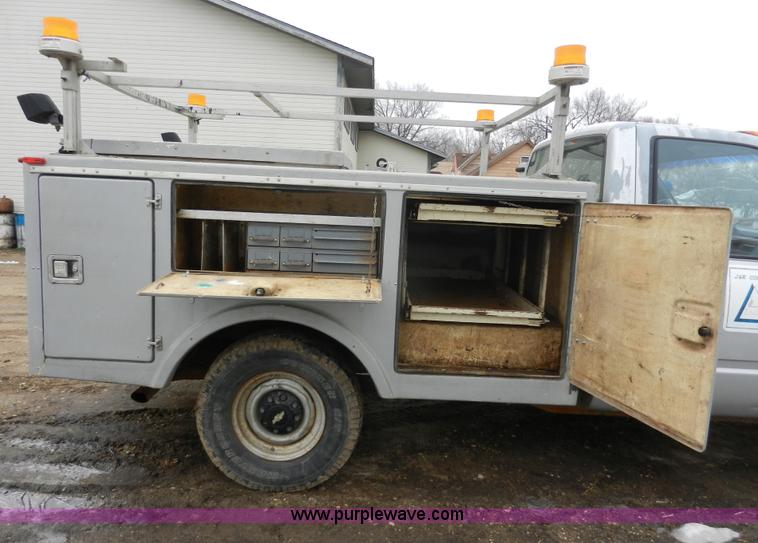 image for item A3949 1990 Chevrolet Cheyenne 3500 utility truck