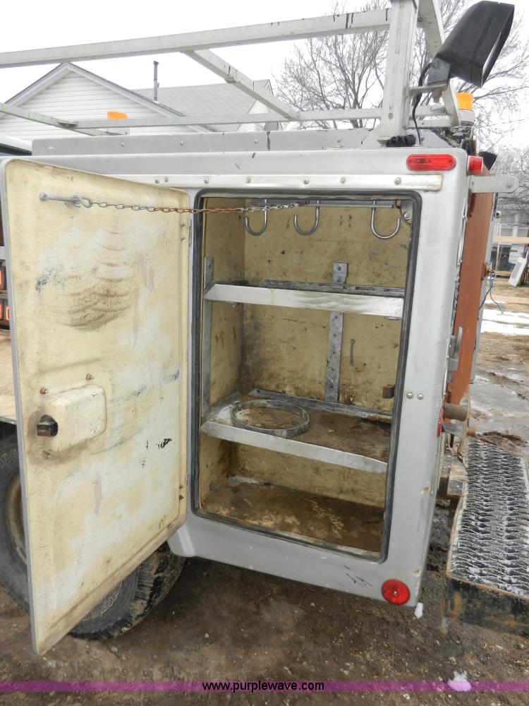 image for item A3949 1990 Chevrolet Cheyenne 3500 utility truck