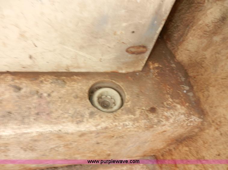 image for item A3949 1990 Chevrolet Cheyenne 3500 utility truck