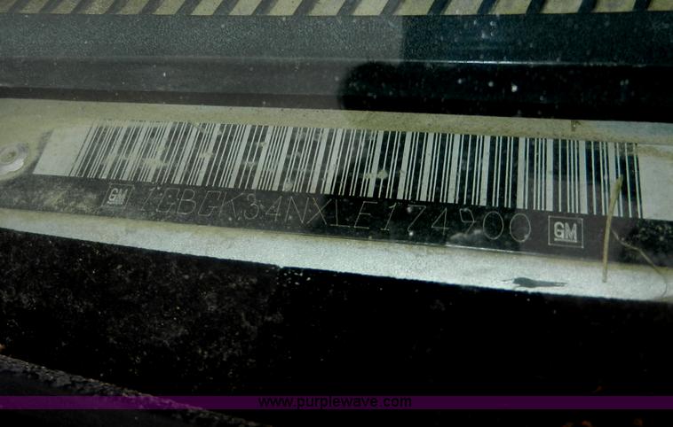 image for item A3949 1990 Chevrolet Cheyenne 3500 utility truck