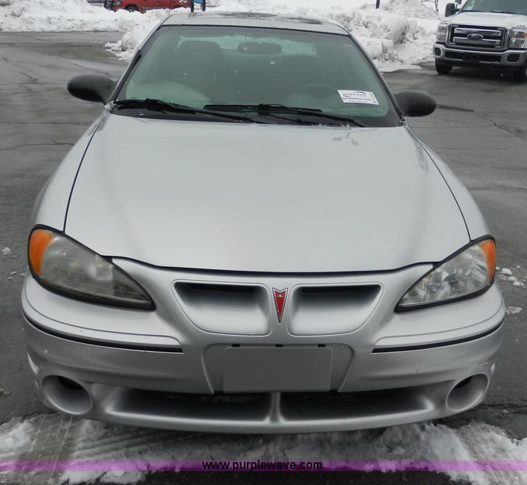 image for item A3955 2005 Pontiac Grand Am GT