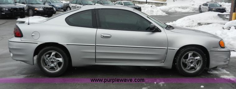 image for item A3955 2005 Pontiac Grand Am GT