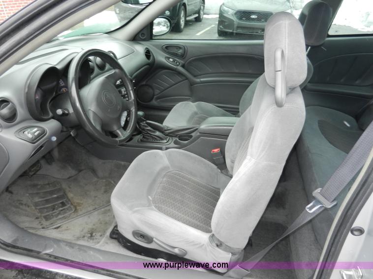 image for item A3955 2005 Pontiac Grand Am GT